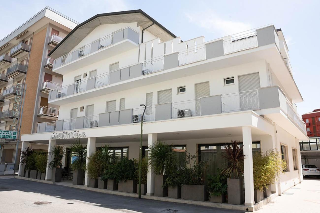 Hotel Eugenio Cesenatico Esterno foto